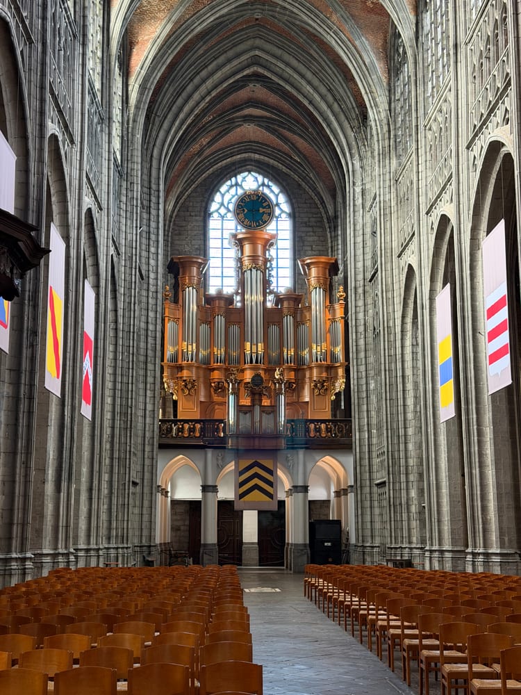 mons